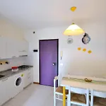One Bedroom Flat With Balcony Next To The Sea Daire *
