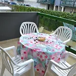 Daire One Bedroom Flat With Balcony Next To The Sea Bibione