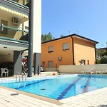 One Bedroom Flat With Balcony Next To The Sea *