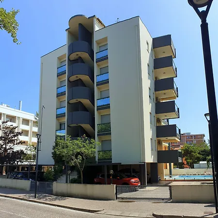 One Bedroom Flat With Balcony Next To The Sea Appartement Bibione