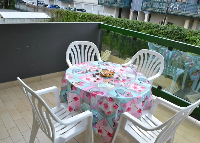Daire One Bedroom Flat With Balcony Next To The Sea Bibione