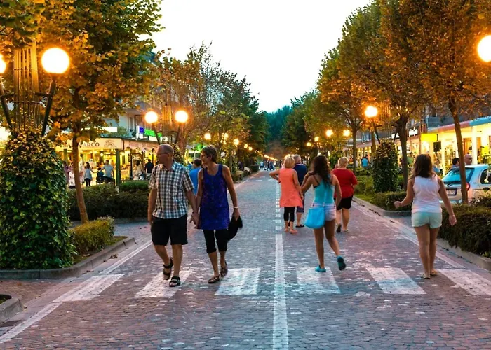 One Bedroom Flat With Balcony Next To The Sea Daire